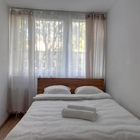 Rentplanet - Zaporoska Apartman