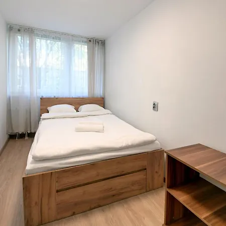 Rentplanet - Zaporoska Apartman Wrocław